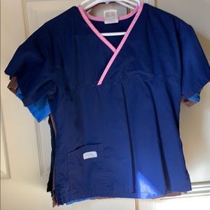 Bundle w/5 urbane scrubs tops & 1 drawstring pants